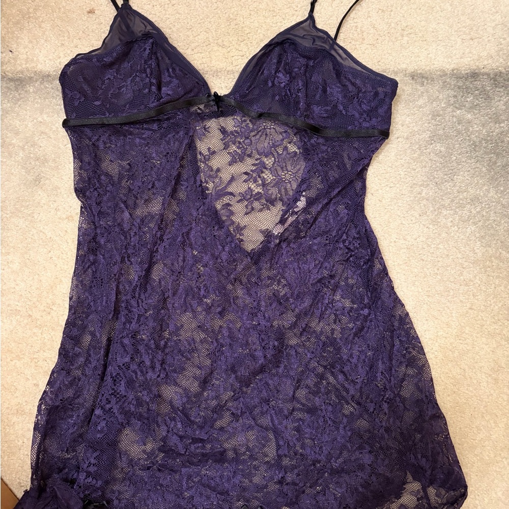 Victoria's Secret Very Sexy chemise or babydoll slip